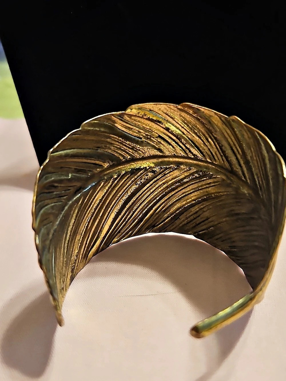 Vintage Gold Leaf Cuff Bracelet Like New